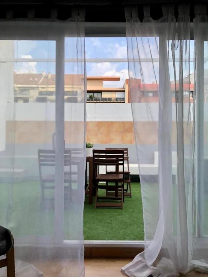Precioso Atico En Pleno Centro De Valencia Lägenhet Exteriör bild